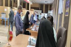 برگزاری انتخابات سالم با حضور ناظرین بهداشت در حوزه های انتخاباتی خرمبید