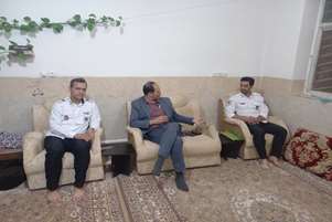 دکتر حمید کارگر به‌صورت سرزده از پایگاه‌های اورژانس ۱۱۵ کولی کش و شهید آباد بازدید کرد