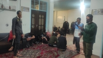 بازدید کارشناسان بهداشت محیط شبکه بهداشت و درمان خرم‌بید از کمپ ترک اعتیاد همراه با آموزش بهداشت محیط 